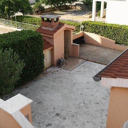 Apartmani Nedoklan Srima Εξωτερικό φωτογραφία