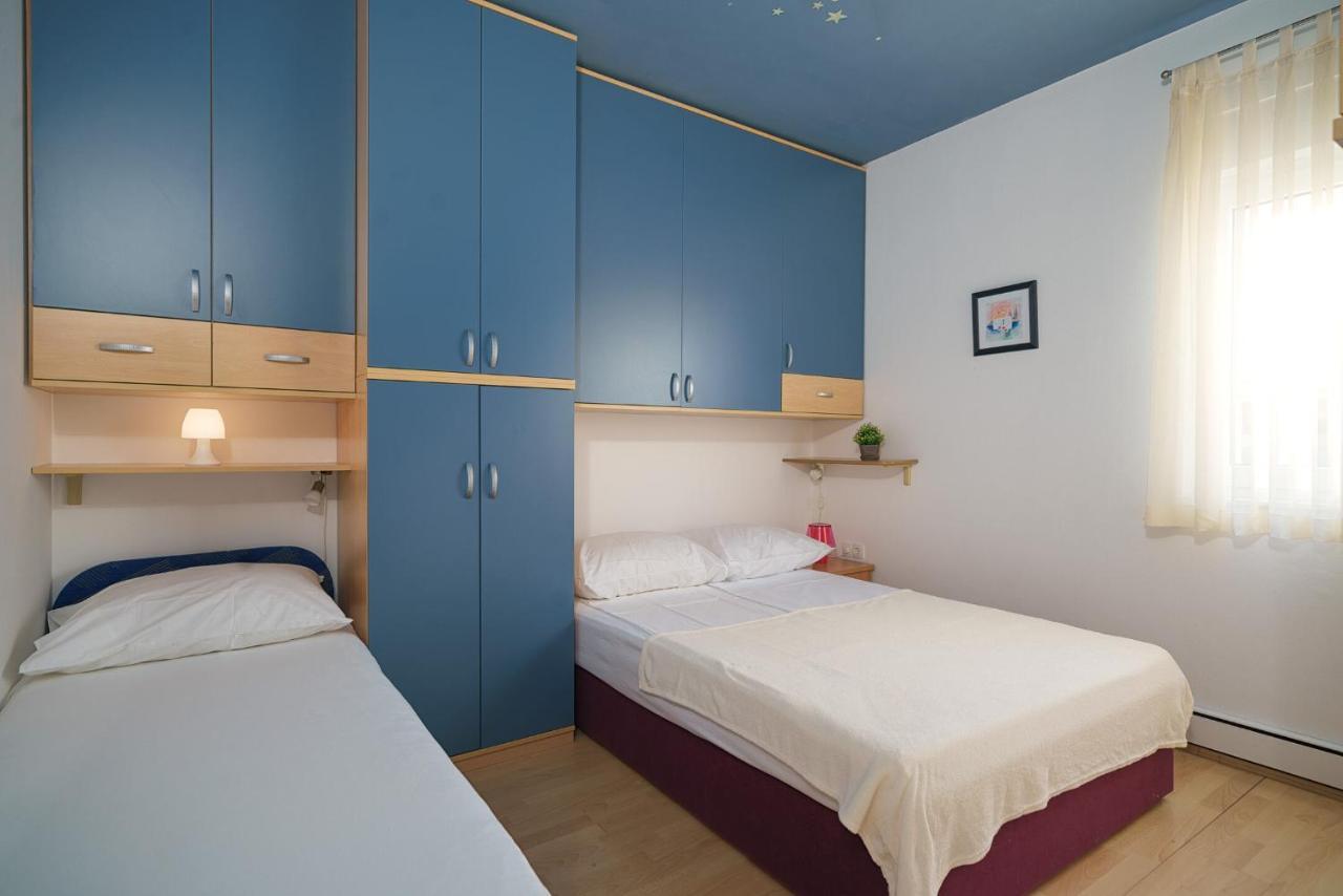 Apartmani Nedoklan Srima Εξωτερικό φωτογραφία