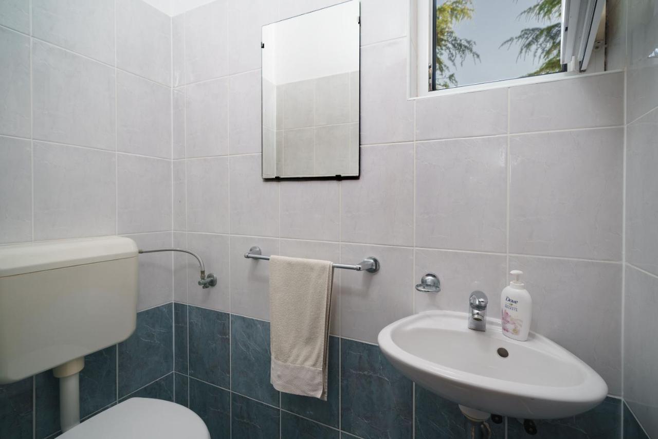 Apartmani Nedoklan Srima Εξωτερικό φωτογραφία