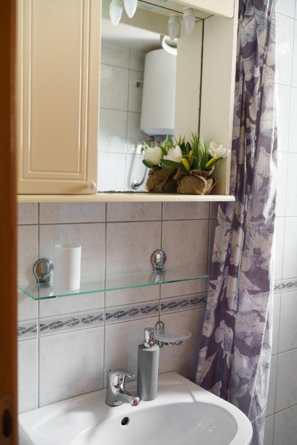 Apartmani Nedoklan Srima Εξωτερικό φωτογραφία