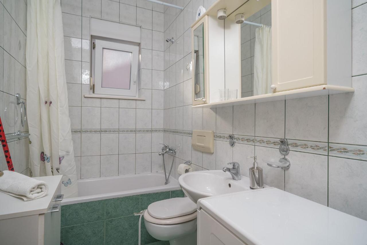 Apartmani Nedoklan Srima Εξωτερικό φωτογραφία